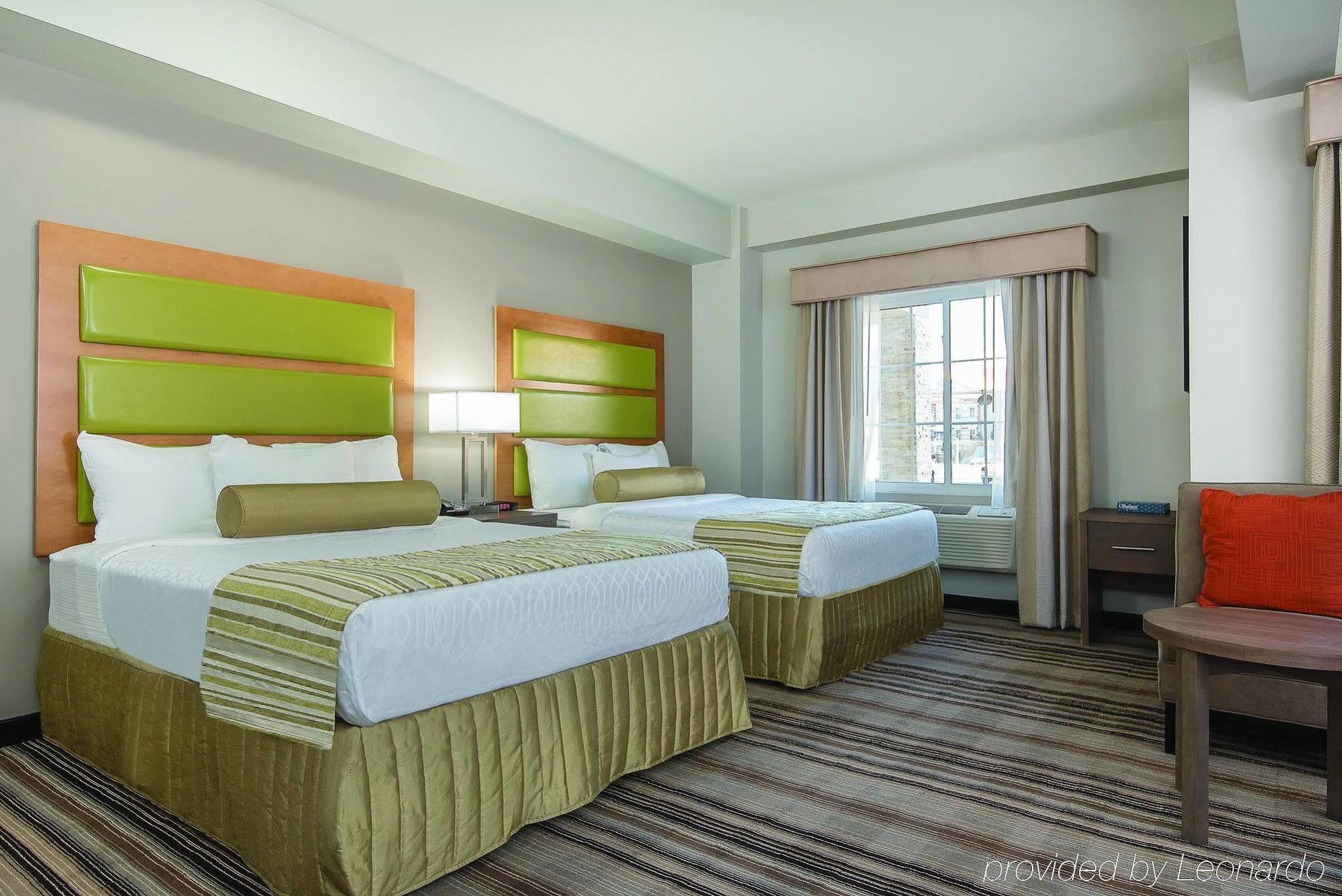 Hotel La Quinta By Wyndham Brooklyn East Nueva York Exterior foto